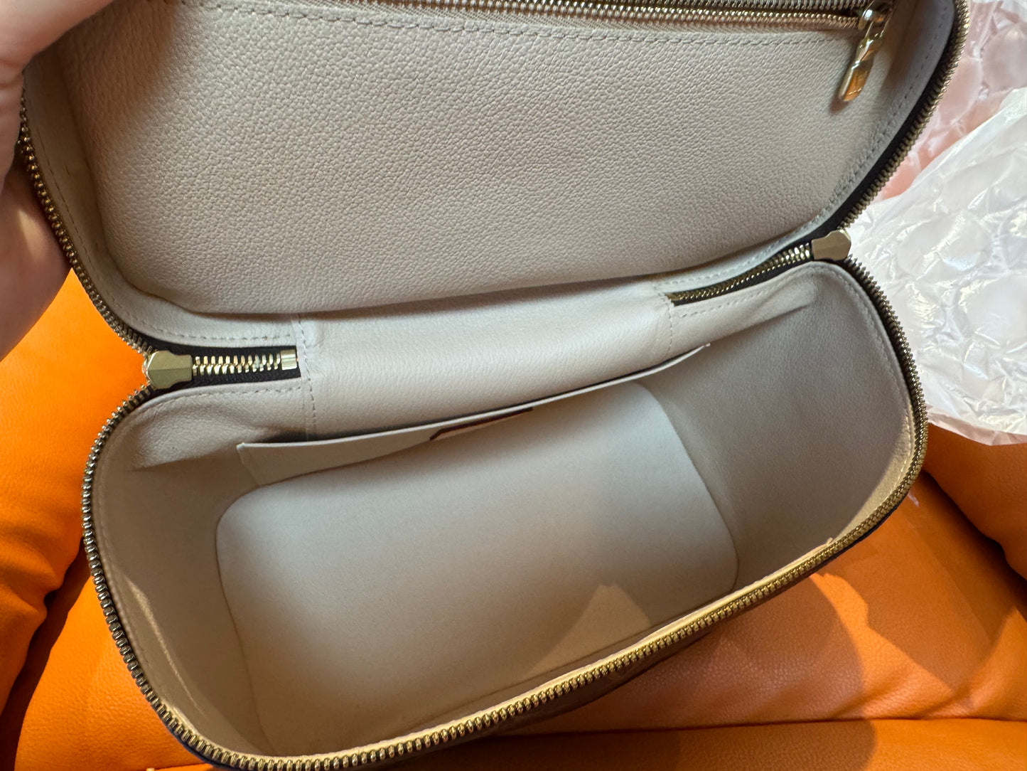 Pre-Loved Louis Vuitton Monogram Canvas Vanity Bag / Cosmetic Pouch