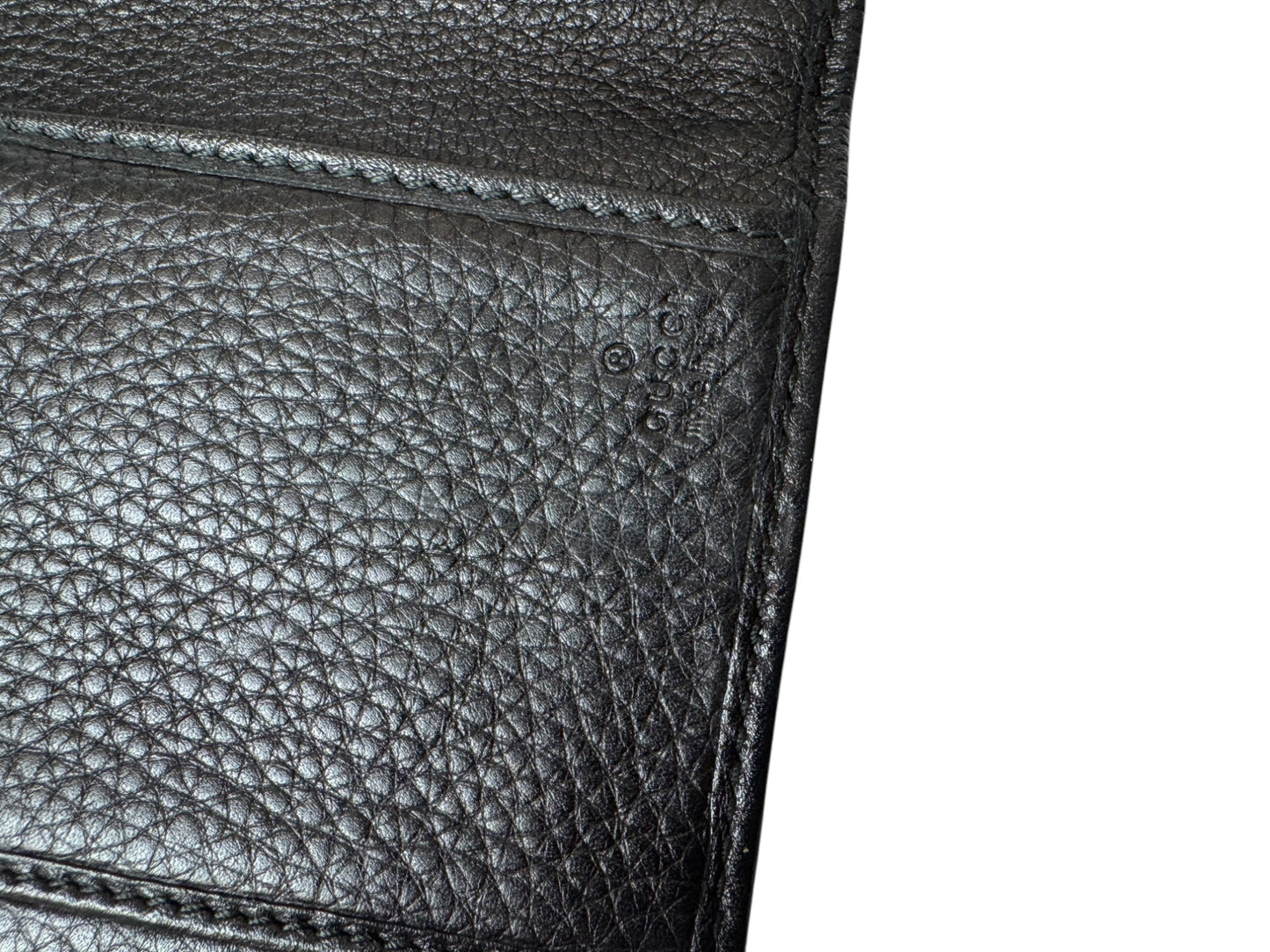 pre -owned Vintage Black Leather Wallet with Bamboo Clasp – Timeless Elegance