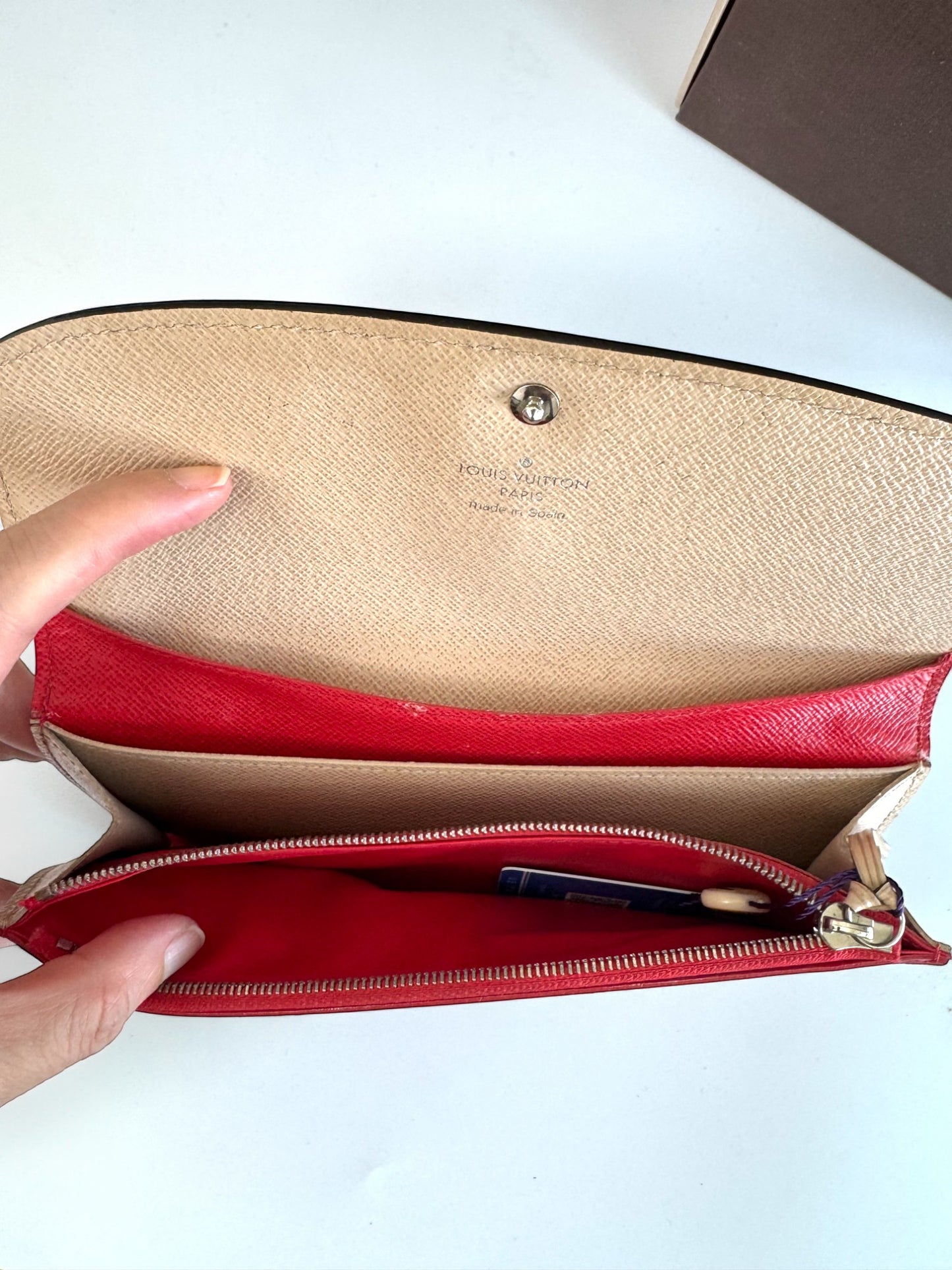 Pre-Owned Louis Vuitton Sarah Wallet in Red Epi Leather