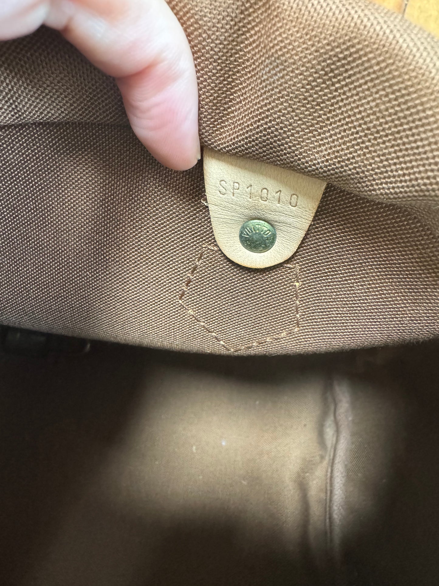 Pre-Owned Louis Vuitton Speedy 25 Monogram Canvas Handbag