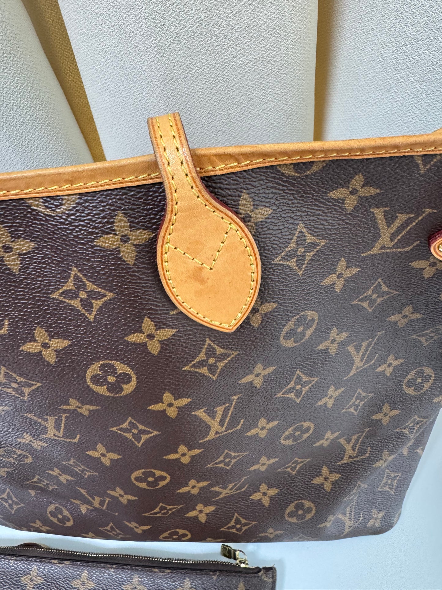 Pre-Owned Louis Vuitton Neverfull GM Monogram Canvas Tote with Pouch