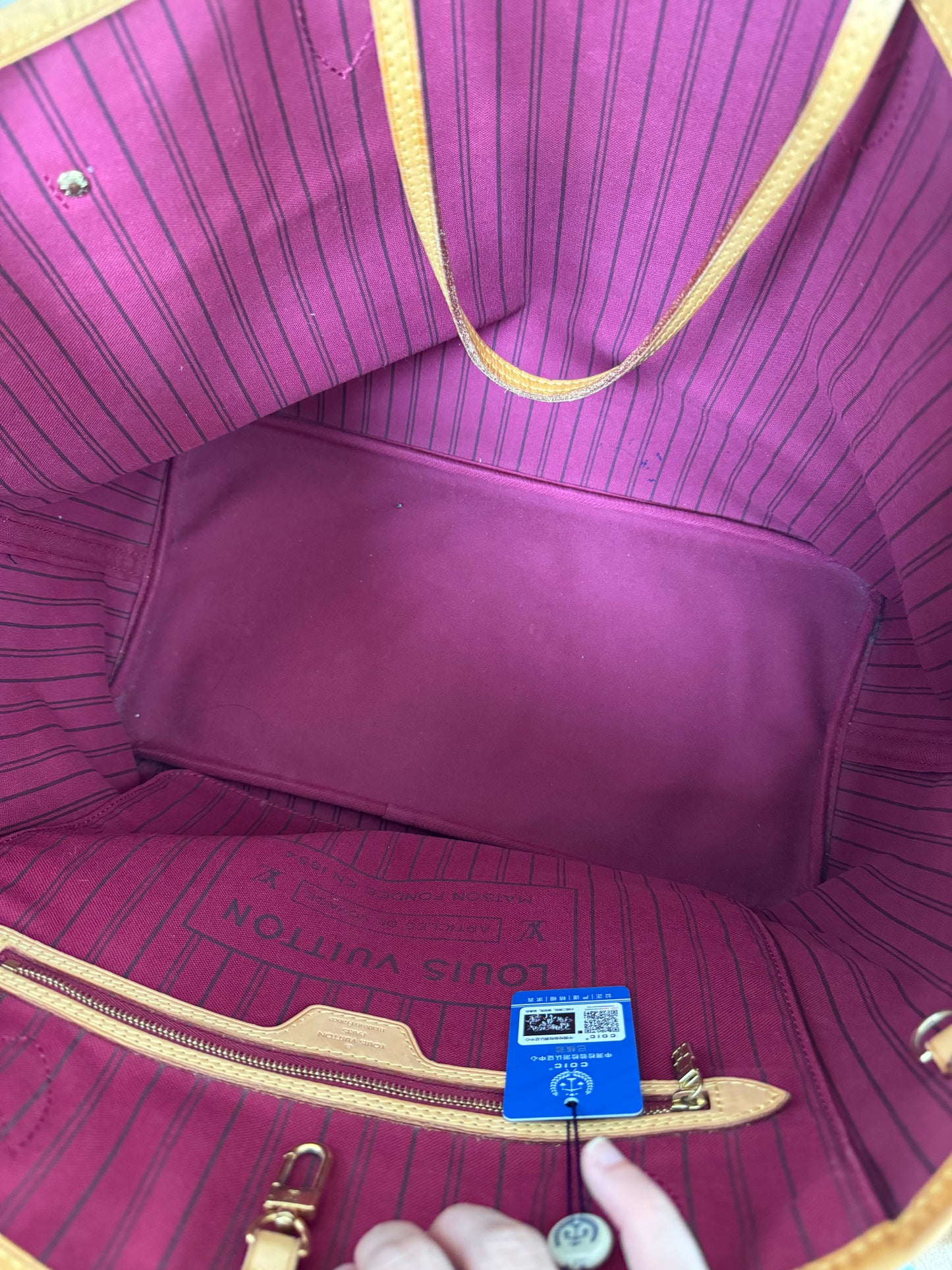 Pre-Owned Louis Vuitton Neverfull GM Monogram Canvas Tote with Pouch