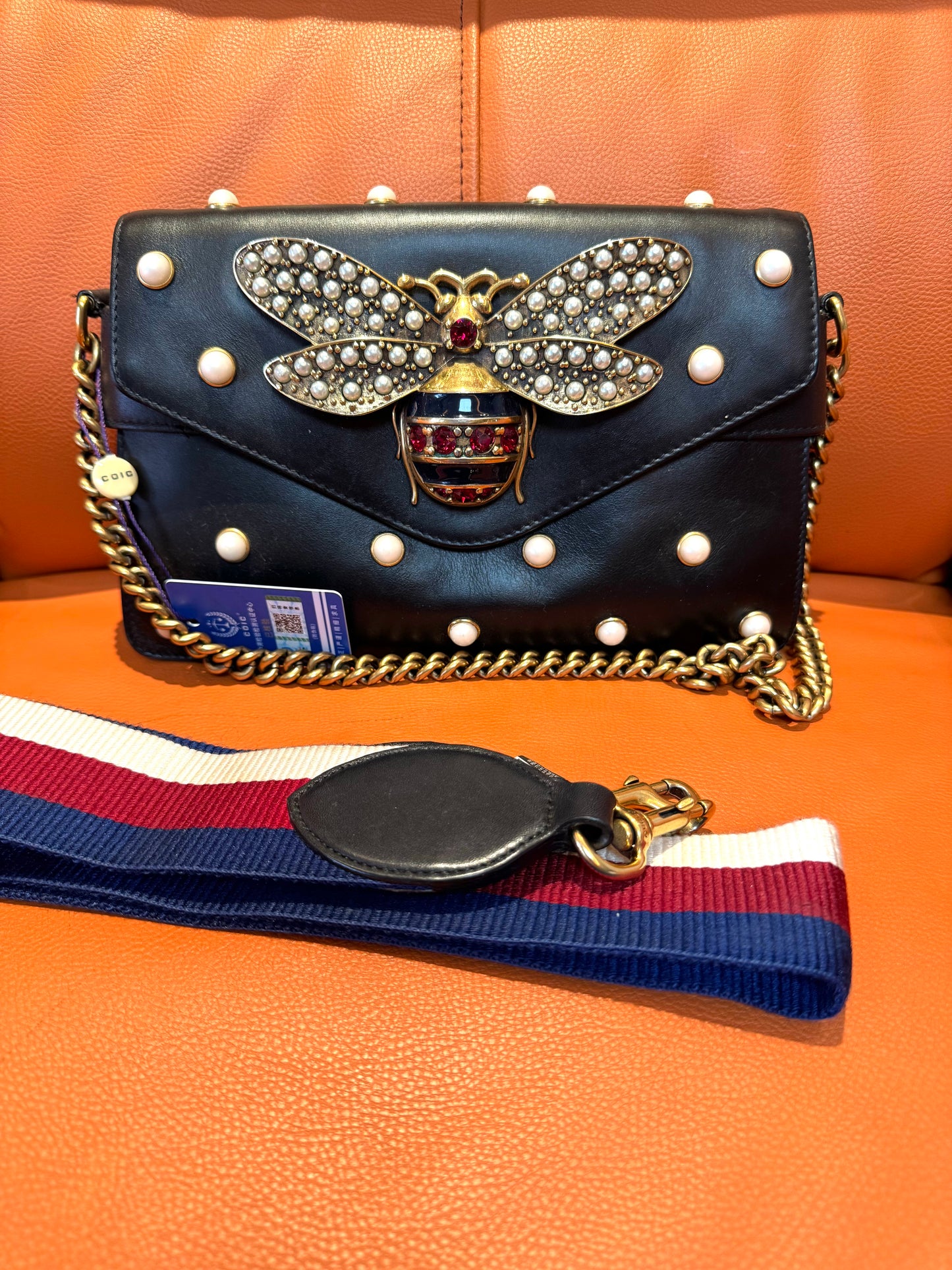 Pre-Loved Gucci Queen Margaret Leather Shoulder Bag