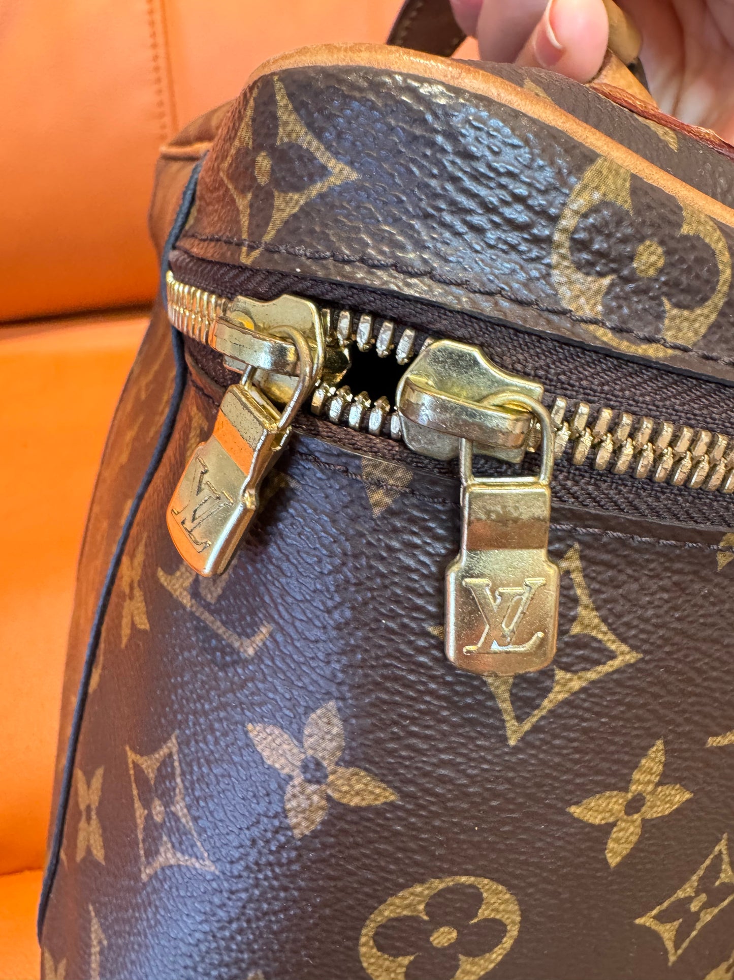 Pre-Loved Louis Vuitton Monogram Canvas Vanity Bag / Cosmetic Pouch