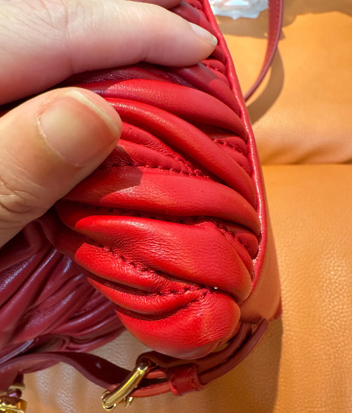 Pre-Loved Miu Miu Matelassé Leather Crossbody Bag – Red