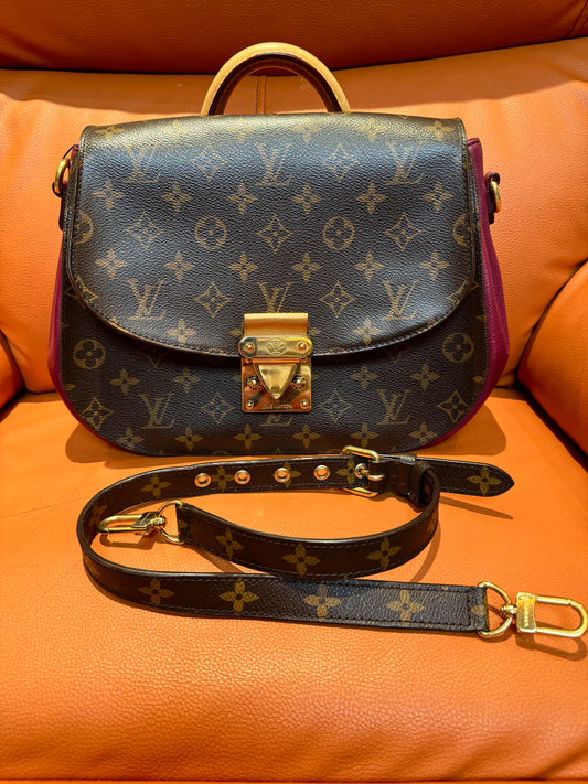 Pre-Loved Monogram Crossbody Bag ✨