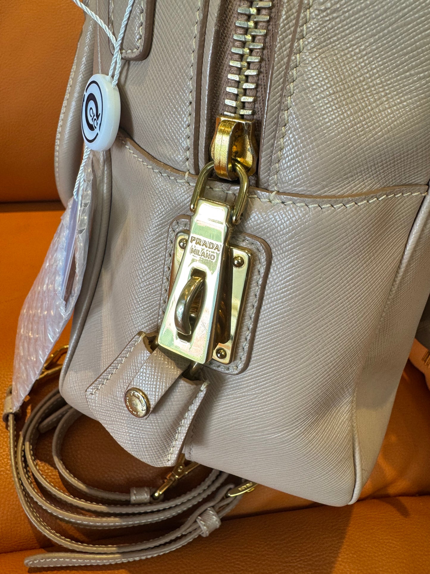 Pre-loved Kate Spade Saffiano Leather Satchel in Mauve Pink