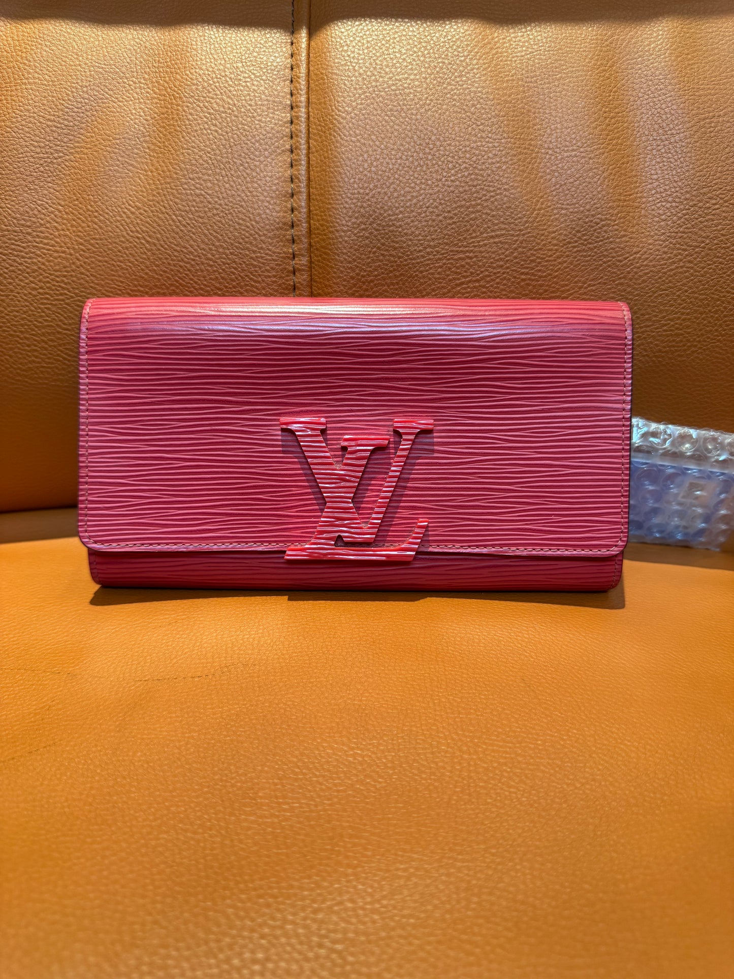 Pre-Loved Pink Epi Leather Flap Wallet – Elegant & Iconic