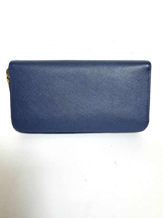 Pre-Loved Blue Saffiano Leather Zip Wallet – Sleek & Structured