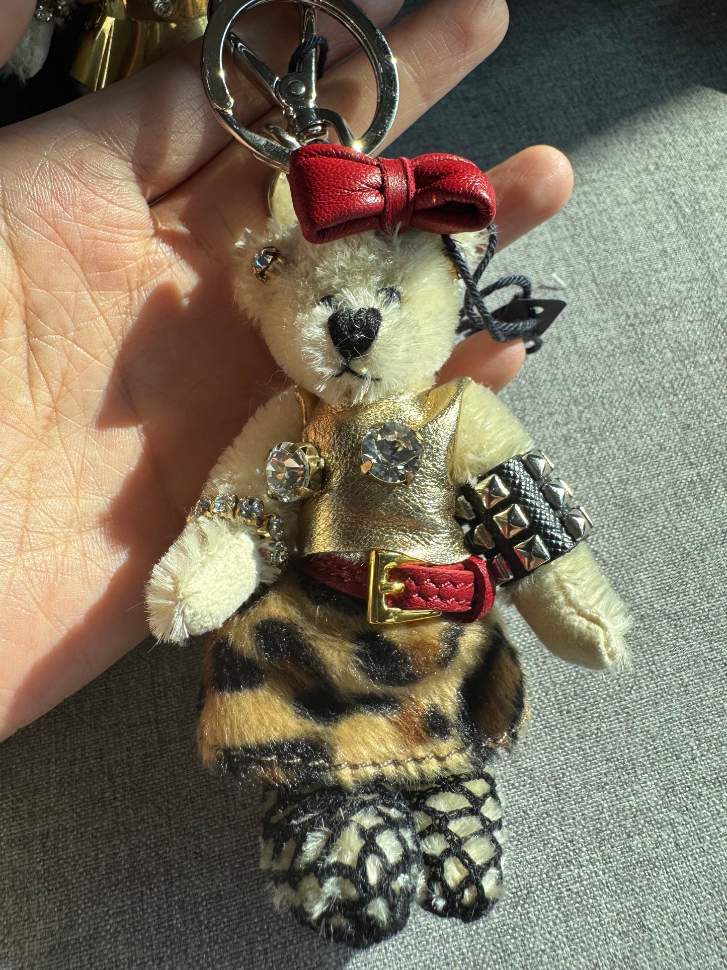 pre-loved prad bears