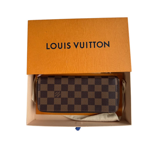 pre-owned ✨lv Classic Checkered Zip Wallet – In Stock Now!