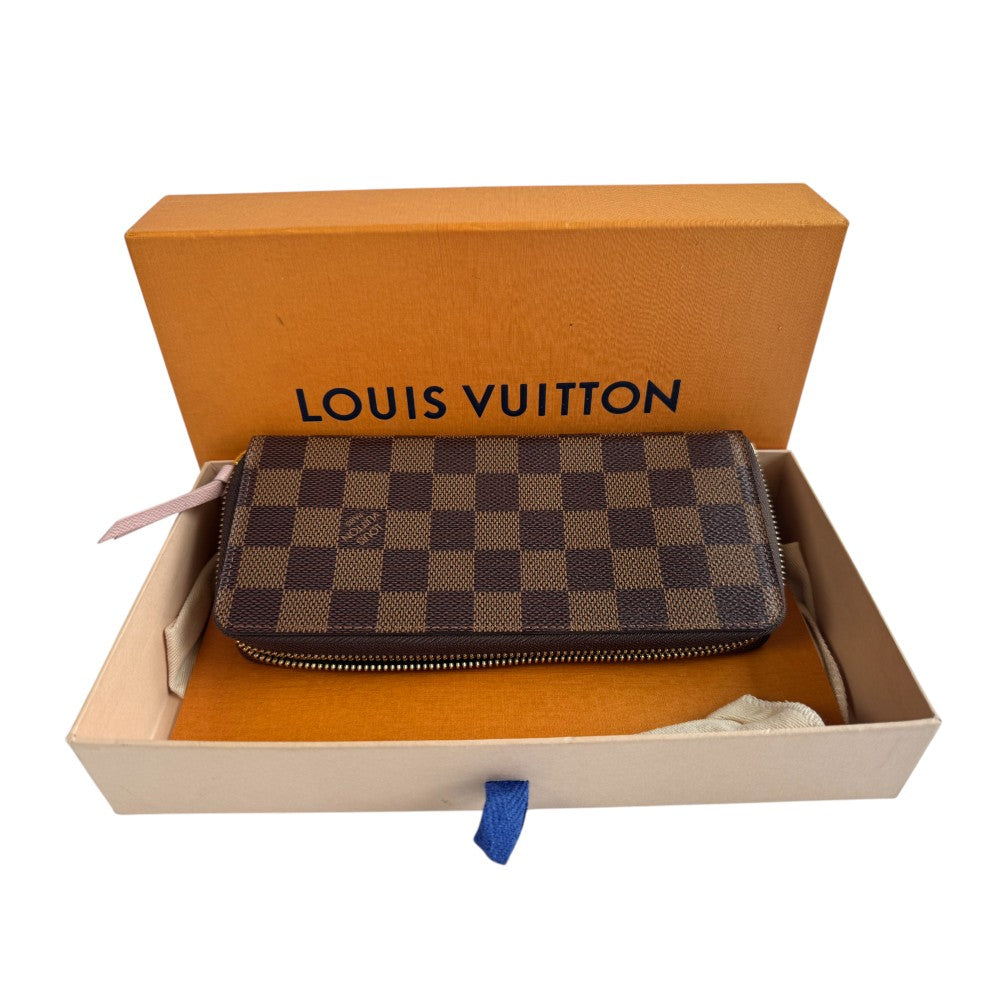 pre-owned ✨lv Classic Checkered Zip Wallet – In Stock Now!