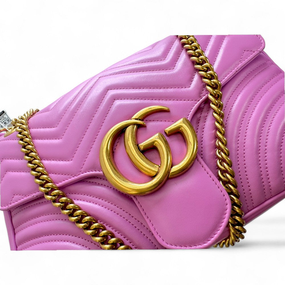 Pre-Owned Pink Matelassé Leather Shoulder Bag with Gold Chain