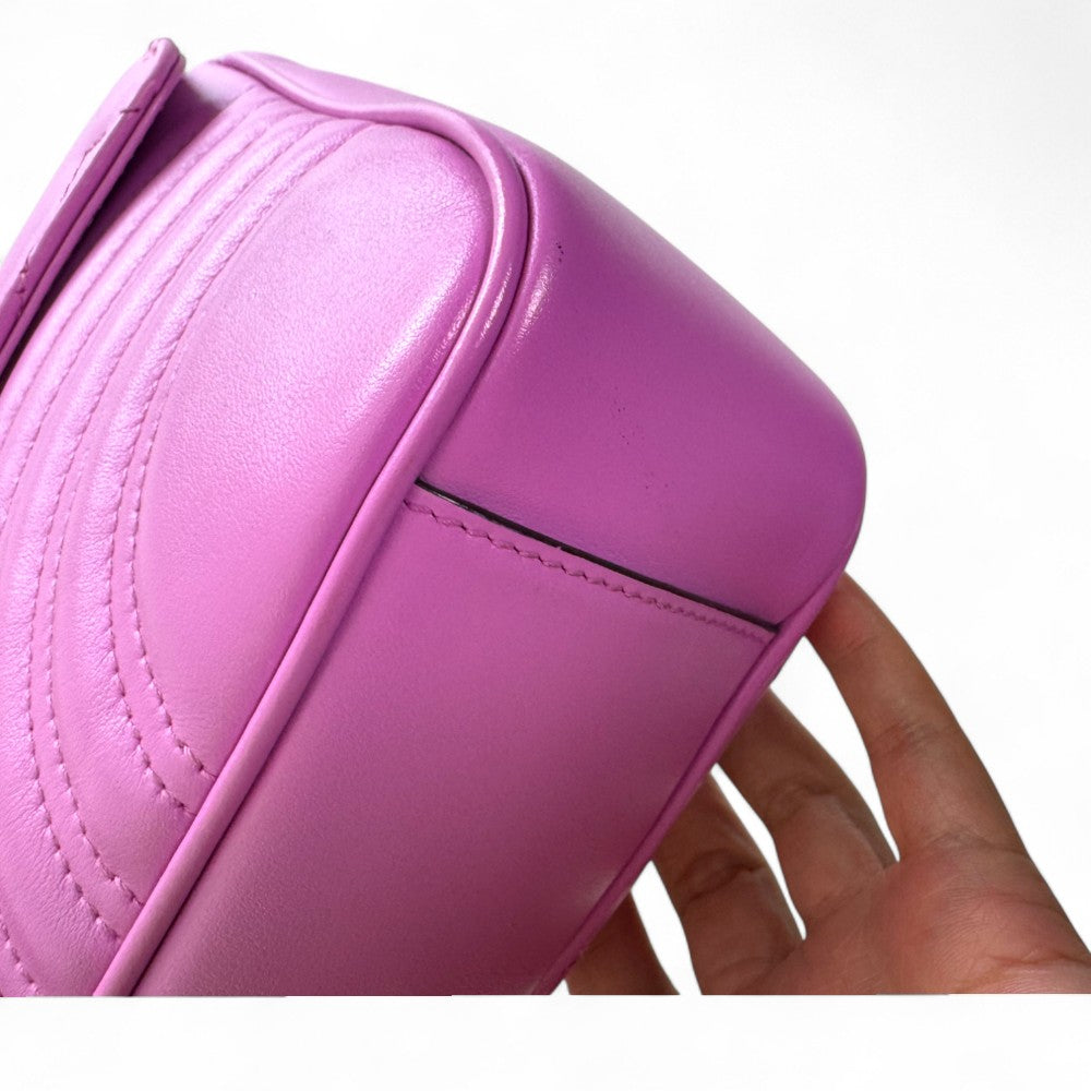 Pre-Owned Pink Matelassé Leather Shoulder Bag with Gold Chain