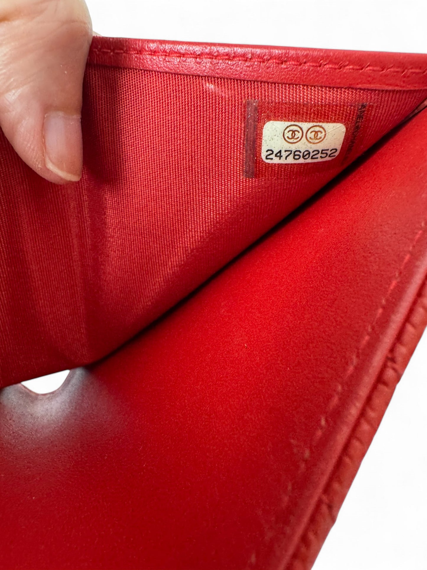 Pre-Owned Chanel Small Flap Wallet in Red Caviar Leather with Silver CC Logo