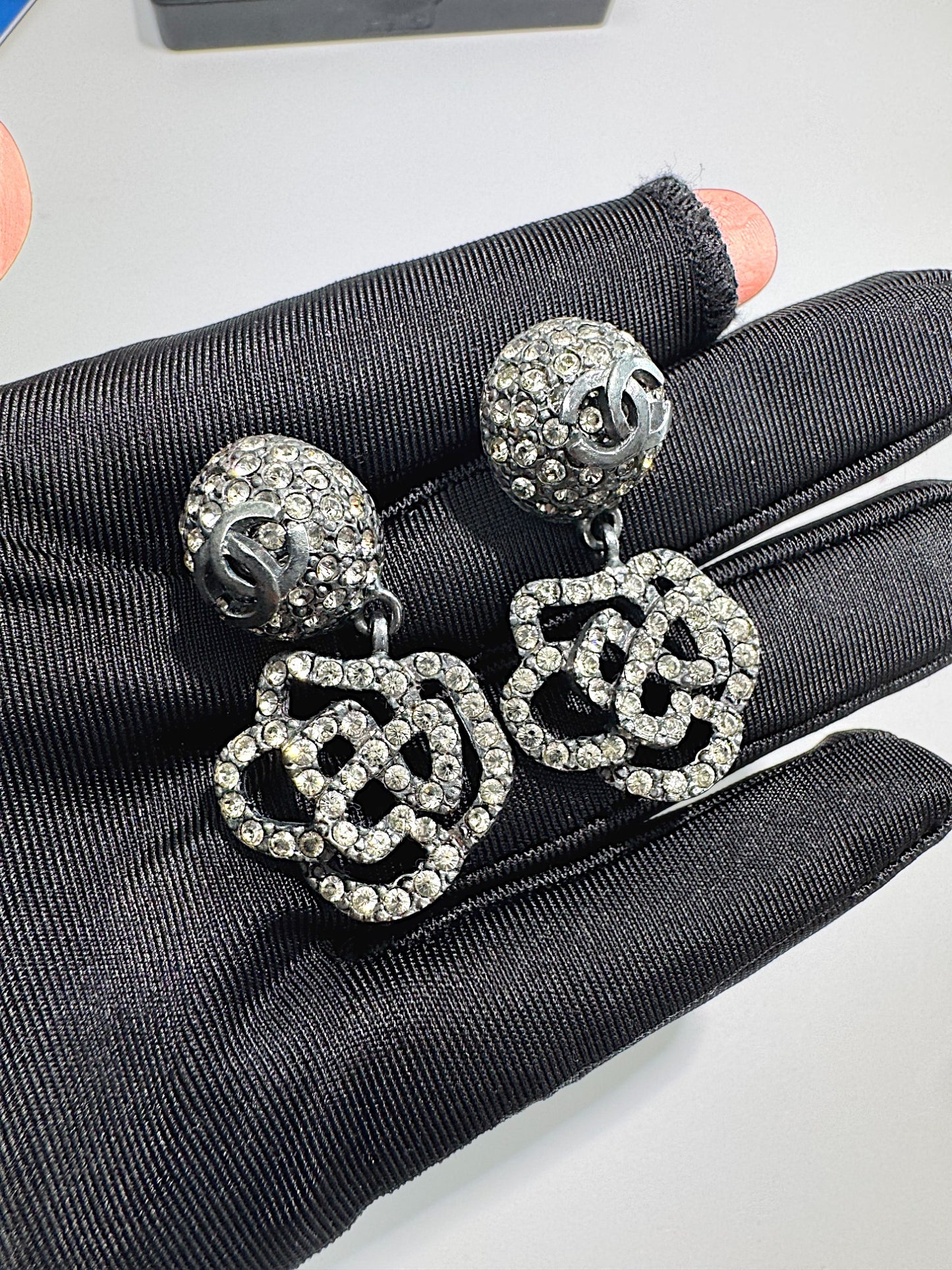 Pre-Owned Chanel CC Logo Crystal Camellia Drop Earrings