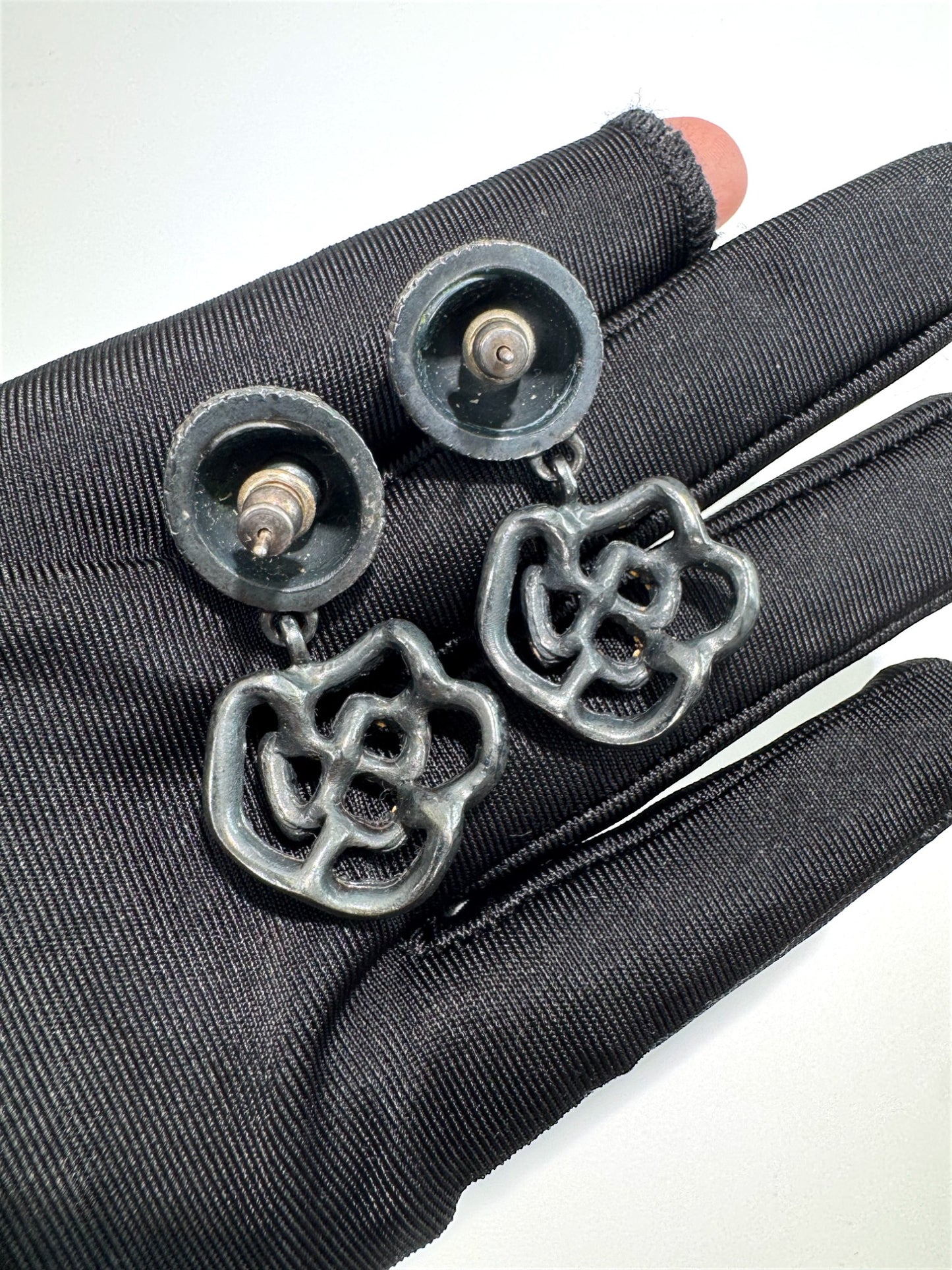 Pre-Owned Chanel CC Logo Crystal Camellia Drop Earrings