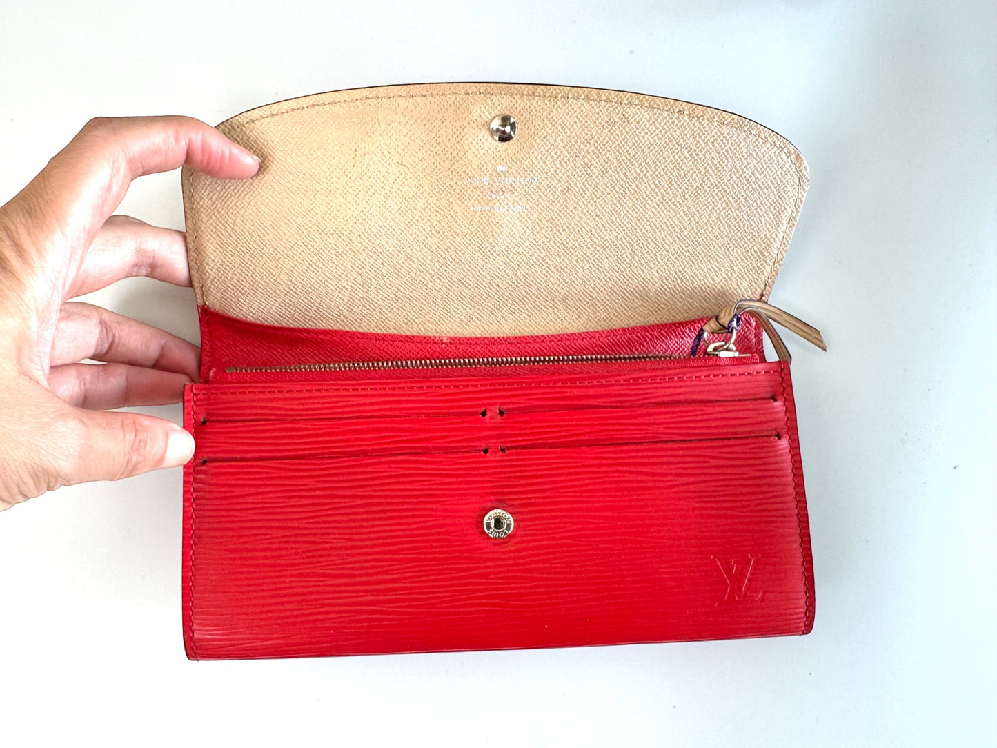 Pre-Owned Louis Vuitton Sarah Wallet in Red Epi Leather
