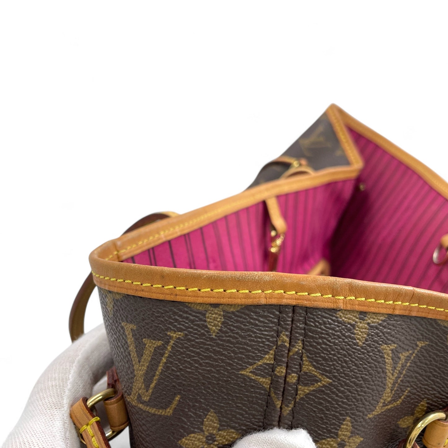 Pre-Owned Louis Vuitton Neverfull MM Monogram Tote with Pouch