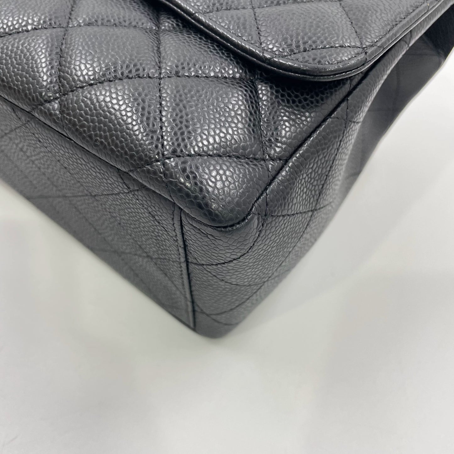 Pre-Owned Chanel Classic Double Flap Maxi Bag in Black Caviar Leather with Gold Hardware