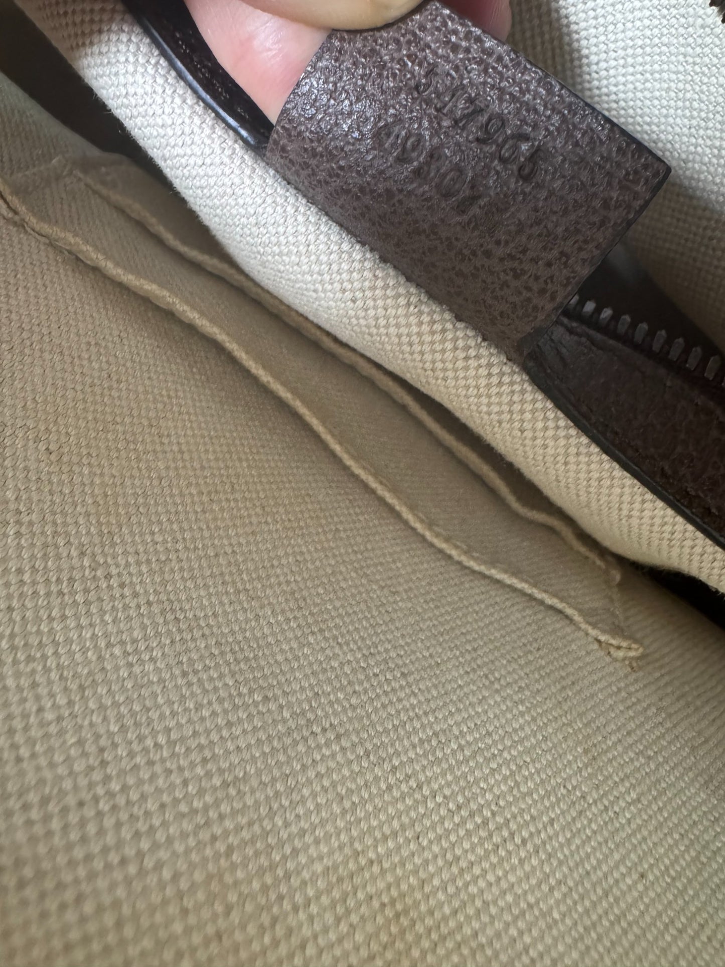 Pre-Owned Gucci GG Supreme Canvas Backpack with Web Stripe